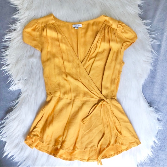 NWOT Love Fire || Yellow Peplum Shirt - Picture 3 of 6
